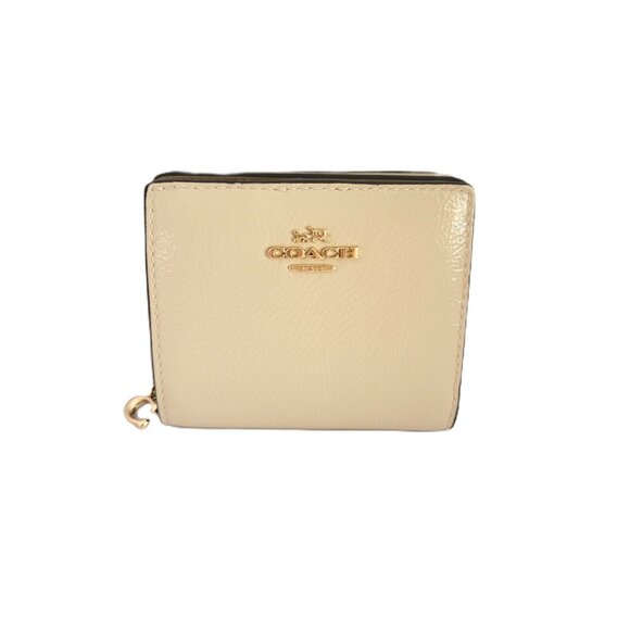 Coach CW790 Snap Wallet Crinkled Patent Leather Small Clutch Pearl - Picture 1 of 8
